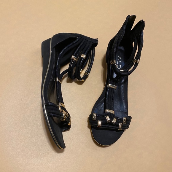 Aldo Black & Gold Gladiator Sandals - Picture 2 of 6